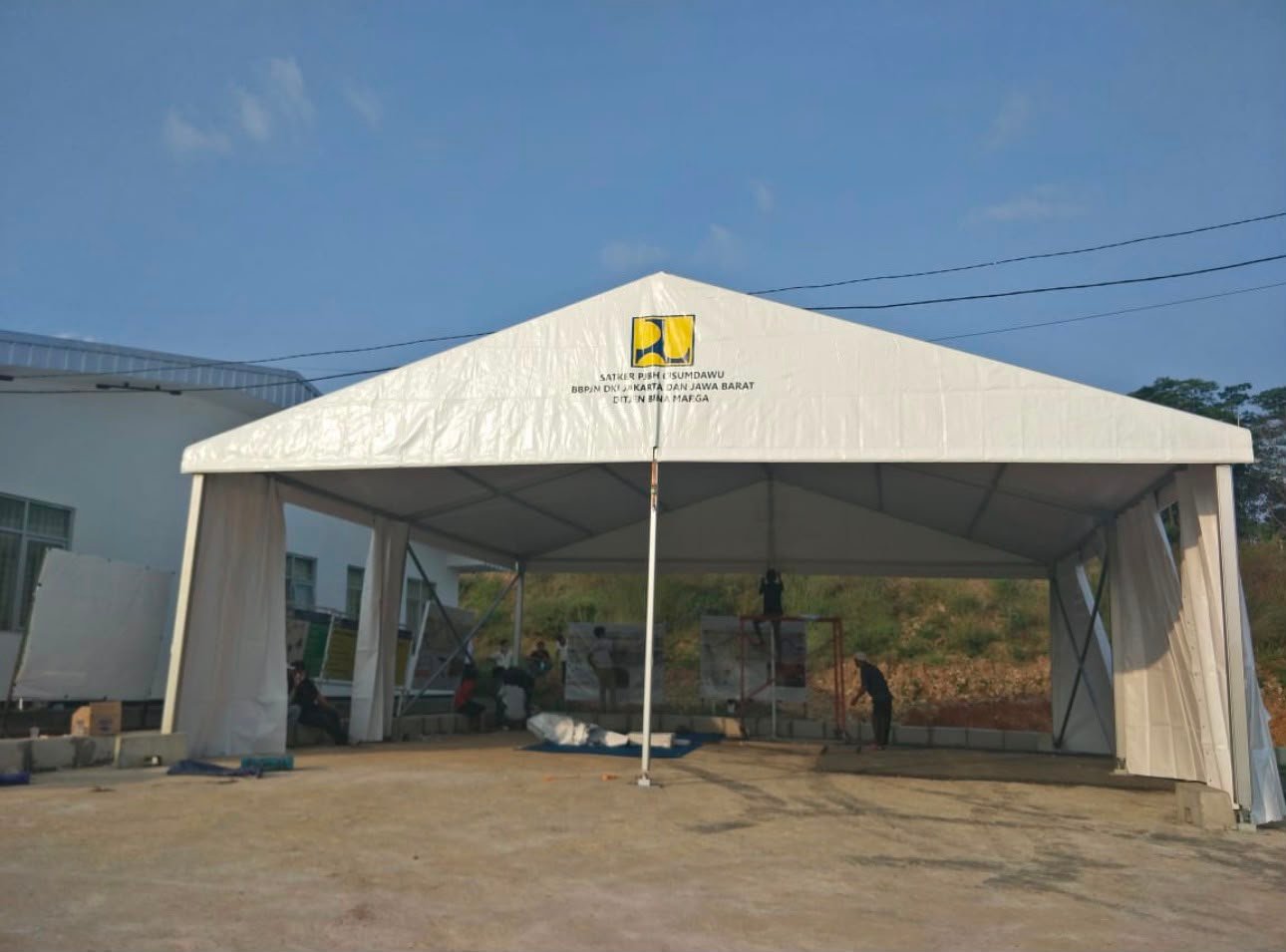 tenda roder kebutuhan lapangan